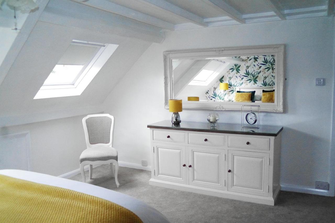 White Linen Whitby, Room Only Esterno foto