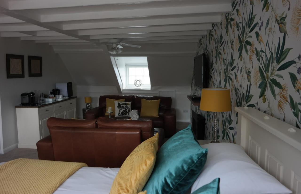 White Linen Whitby, Room Only Esterno foto
