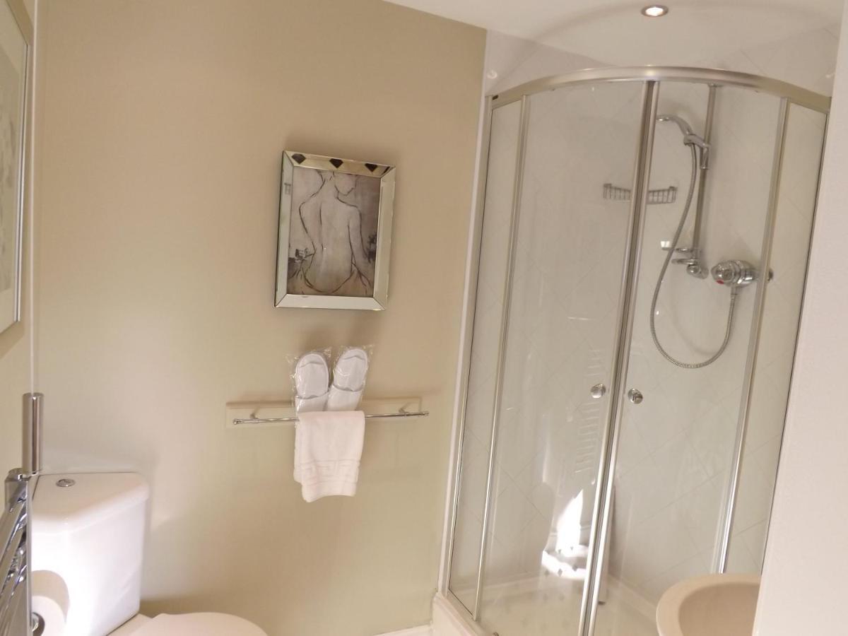 White Linen Whitby, Room Only Esterno foto