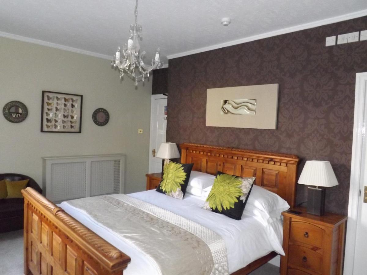 White Linen Whitby, Room Only Esterno foto